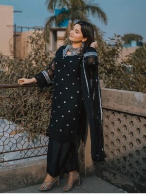 Hania Amir (Stitched 3 Pcs)